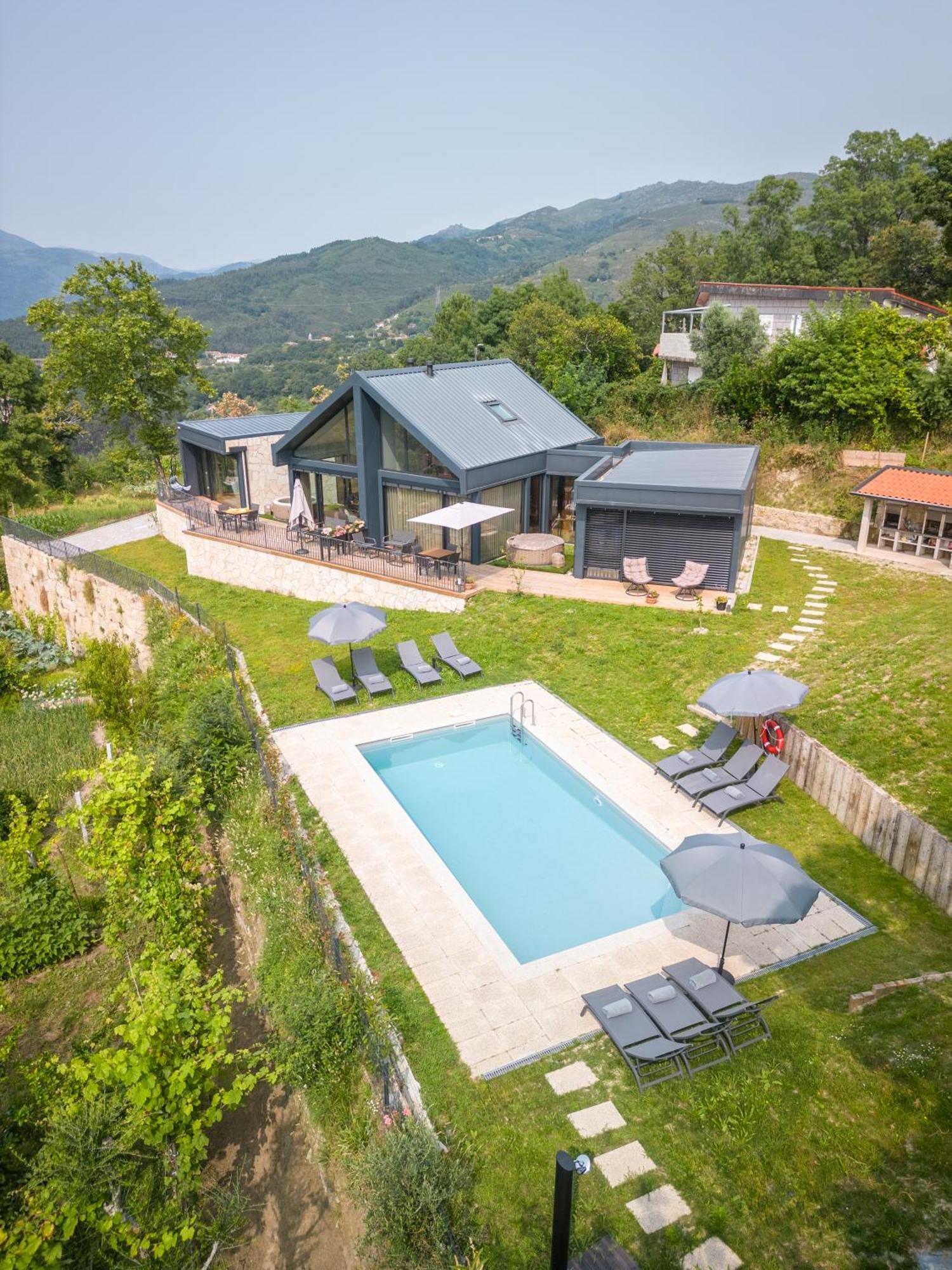 特拉什杜博鲁Casas De Bouro 2 Casa Dos Jarros别墅 外观 照片